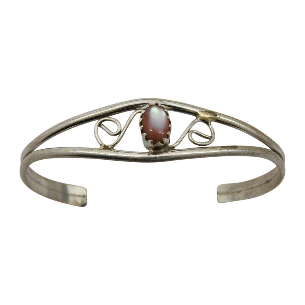 Judy Lincoln Sterling Silver Navajo Pink Mussel Baby Bracelet